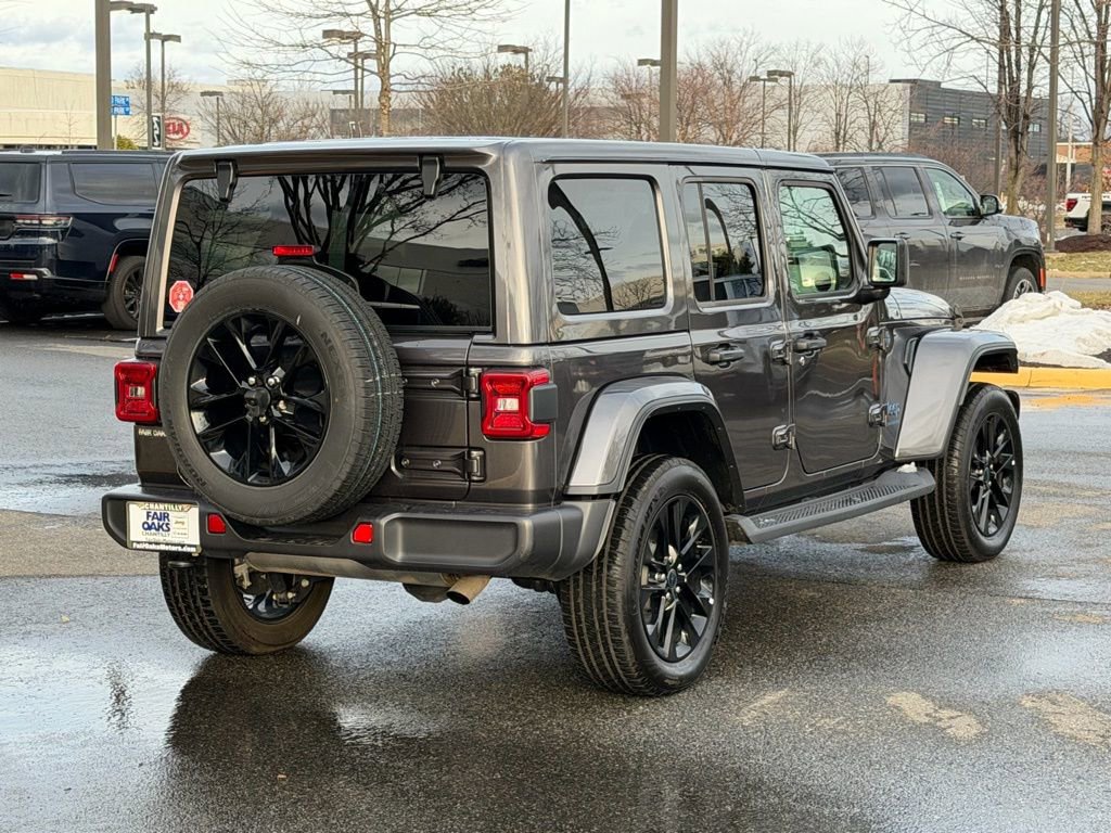 Certified 2025 Jeep Wrangler Unlimited Sahara image 7