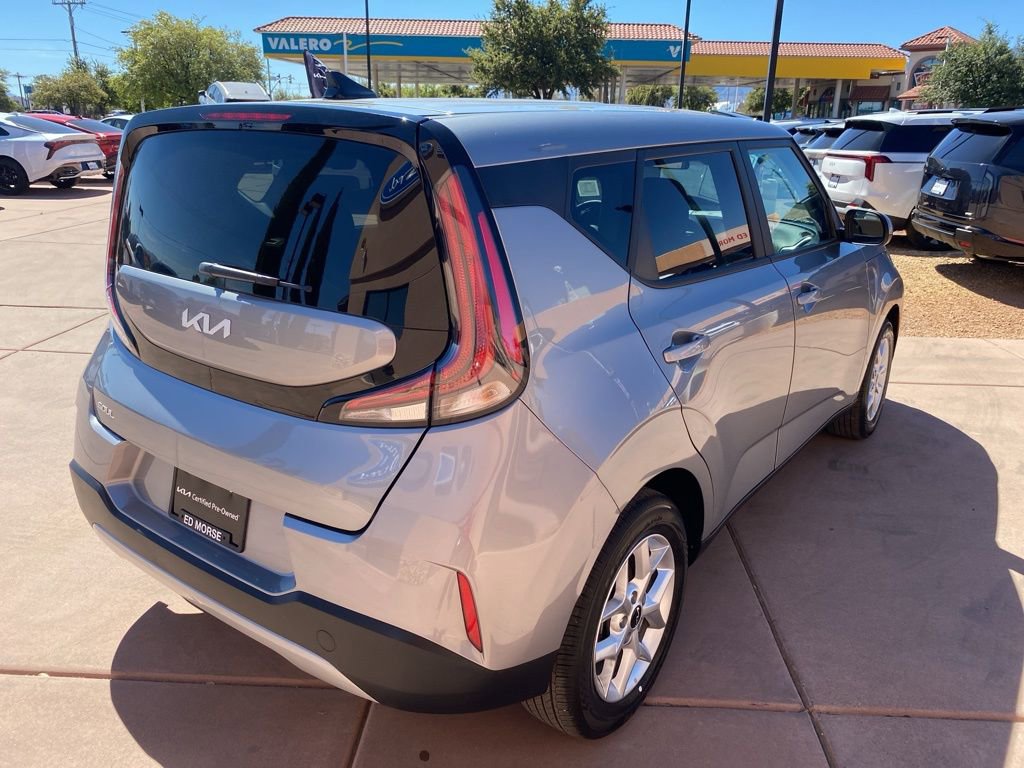 Certified 2025 Kia Soul LX image 7