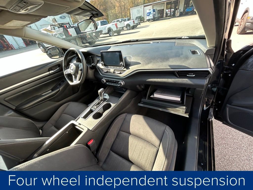 Used 2022 Nissan Altima 2.5 SV image 24