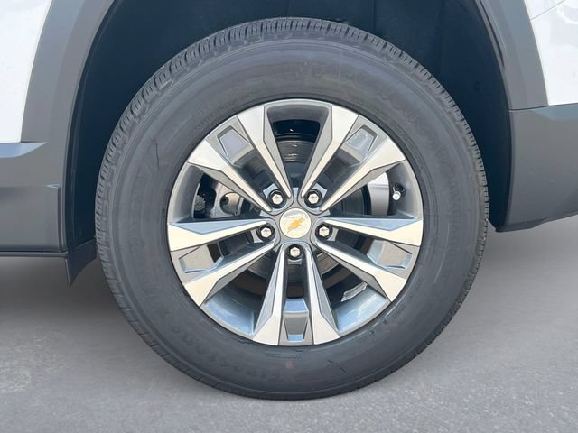 New 2027 Chevrolet Equinox LT w/ LPO, Floor Liner Package FWD image 12