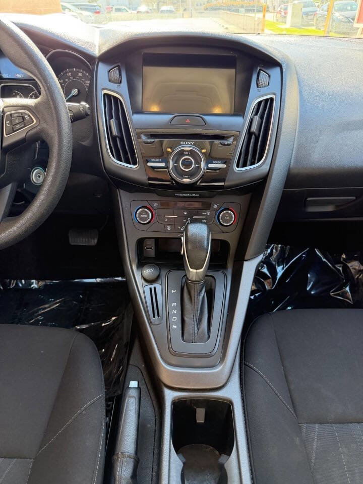 Used 2018 Ford Focus SEL image 8