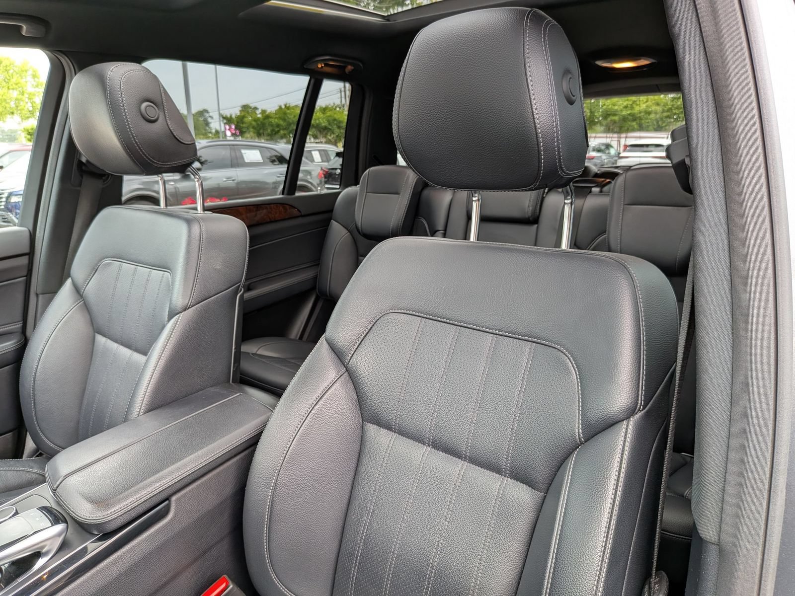 Used 2019 Mercedes-Benz GLS 450 4MATIC w/ Premium 1 Package image 15