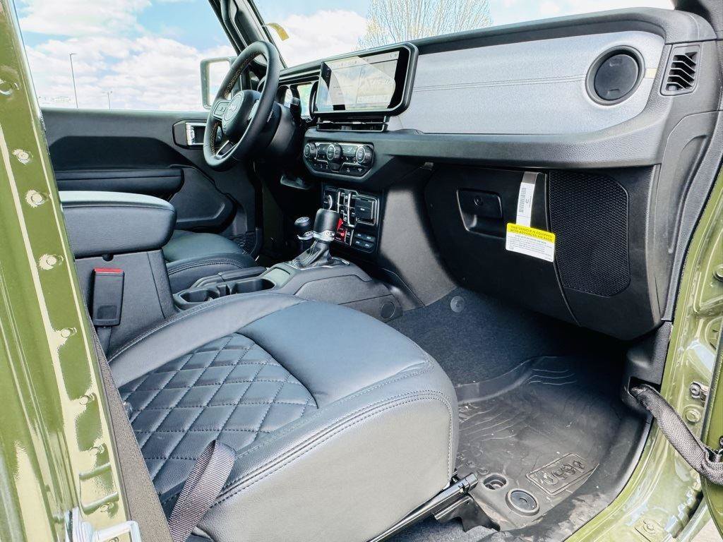 New 2024 Jeep Wrangler Unlimited Sport AWD/4WD image 28