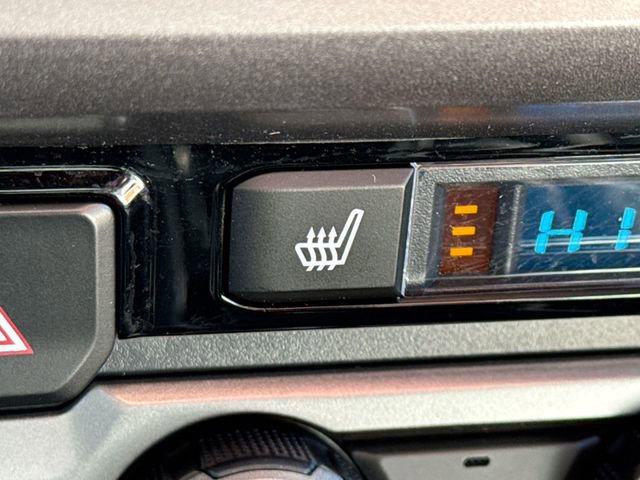 Used 2018 Toyota Tacoma Limited image 29