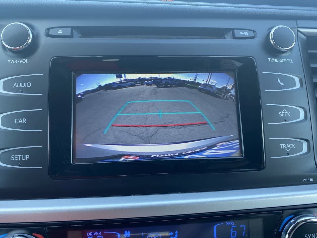 Certified 2019 Toyota Highlander LE AWD/4WD image 17