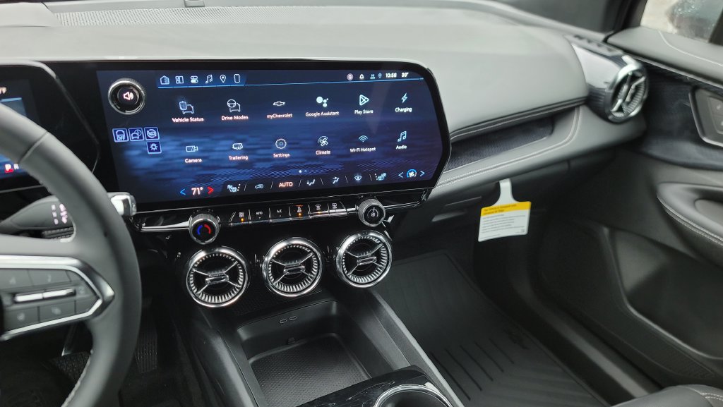 New 2026 Chevrolet Blazer EV LT FWD image 20