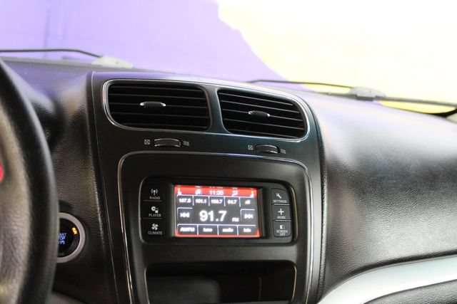Used 2016 Dodge Journey SXT w/ Comfort/Convenience Group FWD image 18