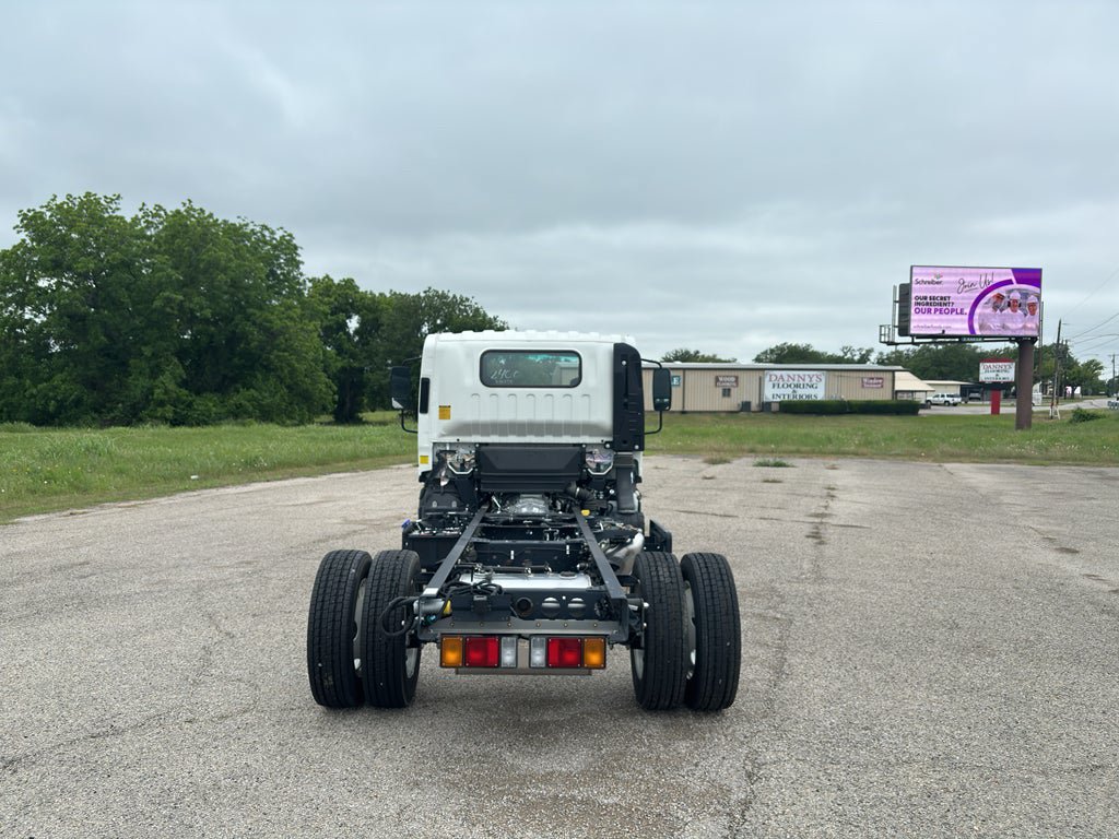 New 2024 Chevrolet Low Cab Forward 4500 XD RWD image 6
