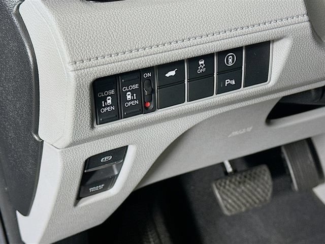 Certified 2024 Honda Odyssey Elite image 26