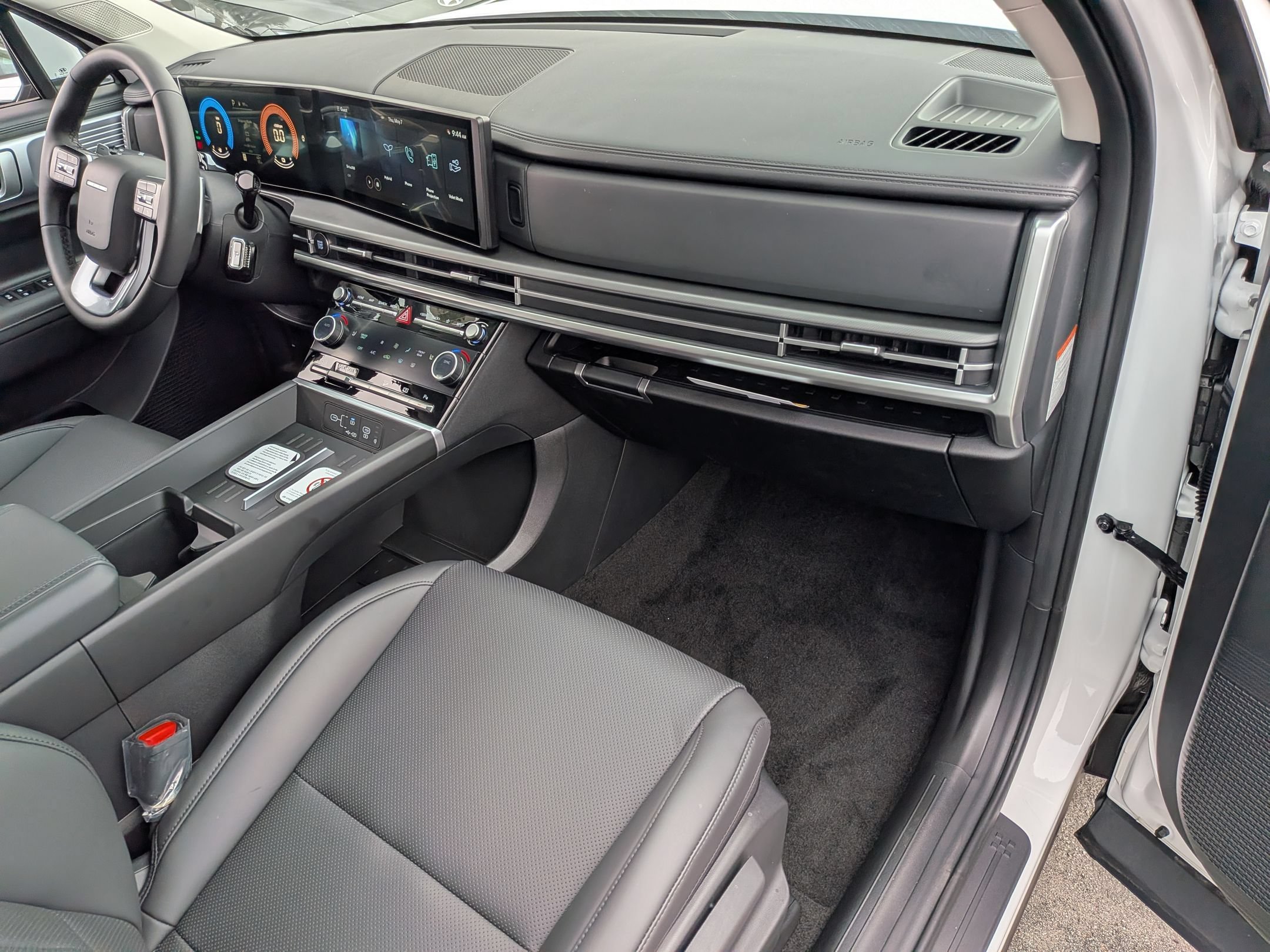 New 2026 Hyundai Santa Fe SEL FWD image 25