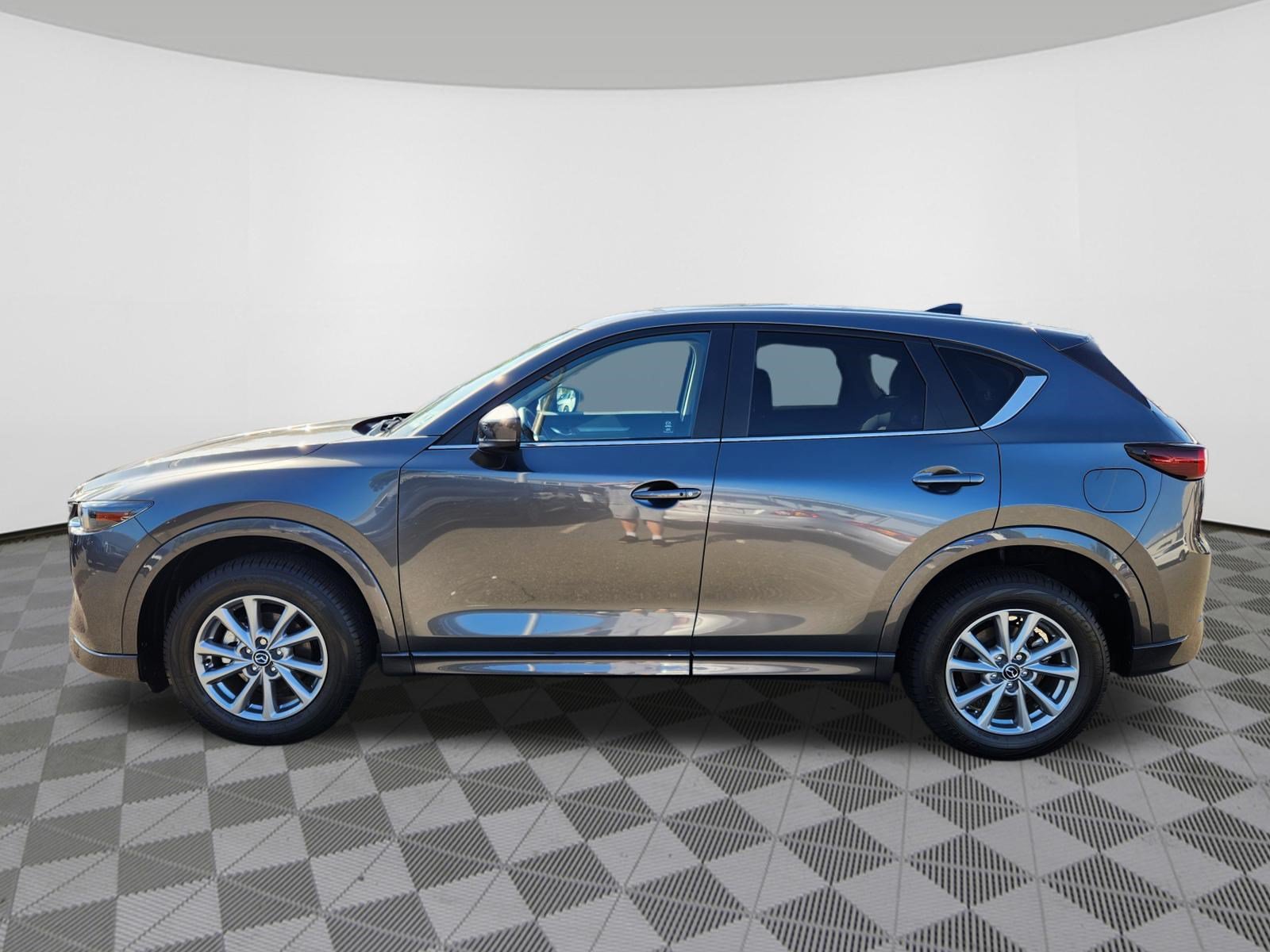 Certified 2025 MAZDA CX-5 AWD 2.5 S w/ Select Package image 5