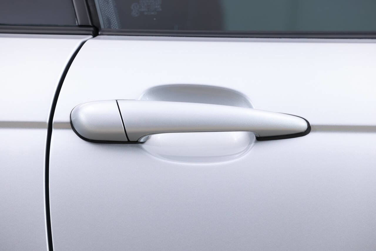 Used 2004 BMW M3 Coupe image 34