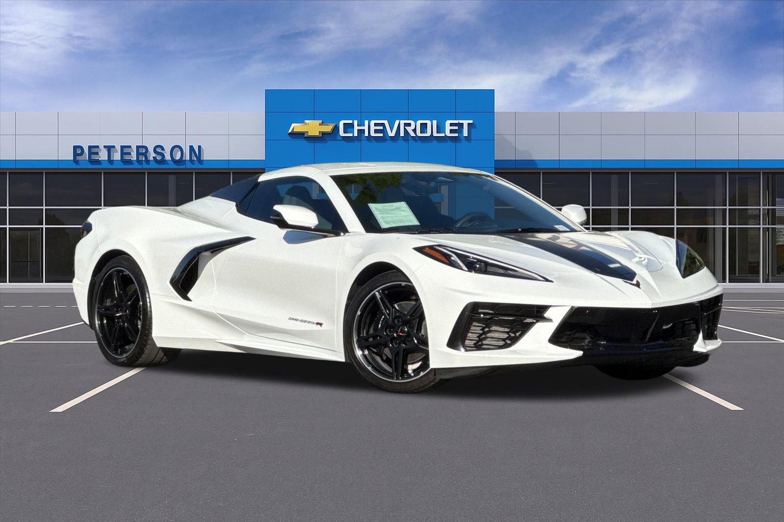 Used 2025 Chevrolet Corvette Stingray Convertible RWD image 2