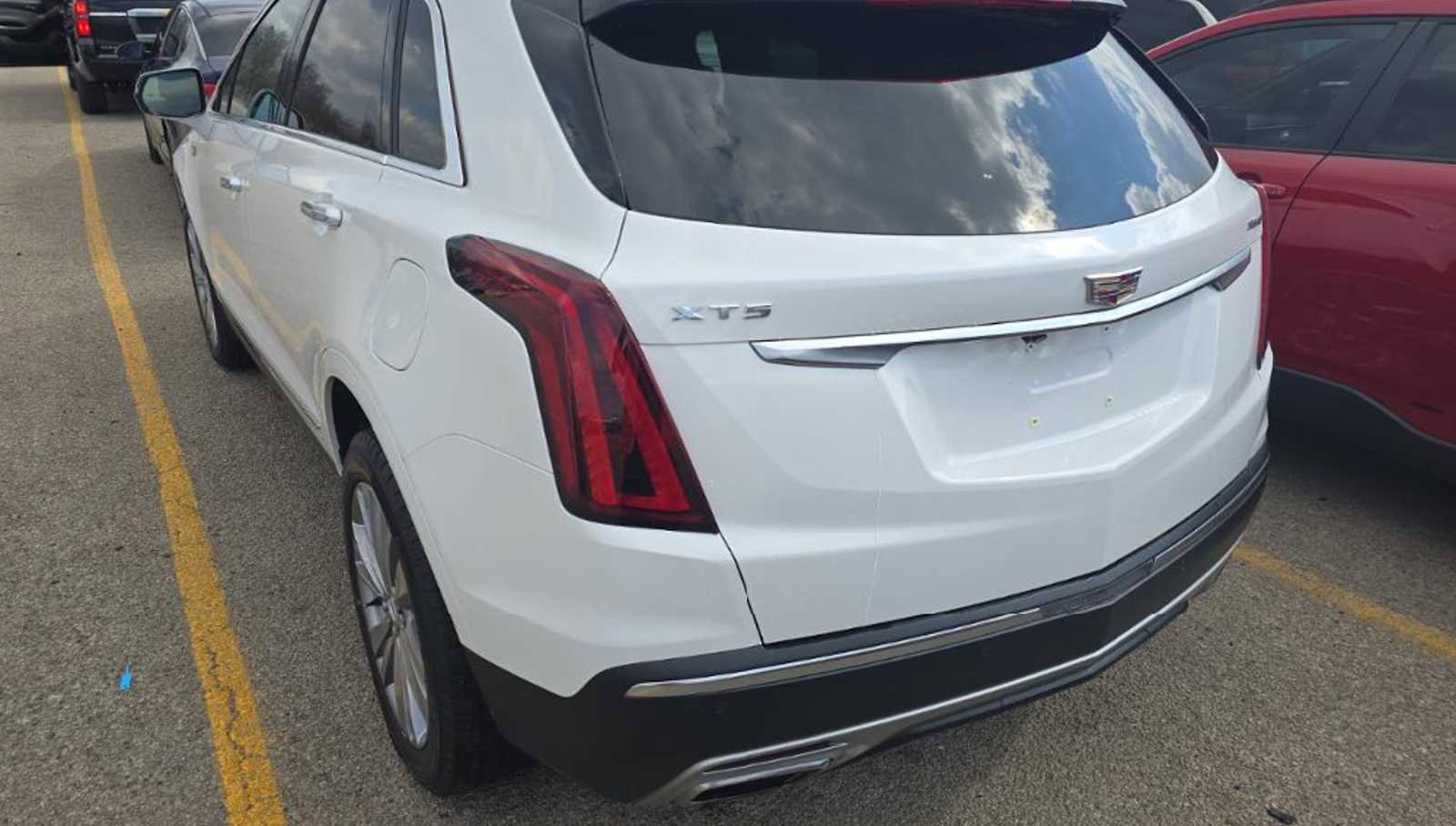 Used 2024 Cadillac XT5 Premium Luxury image 17