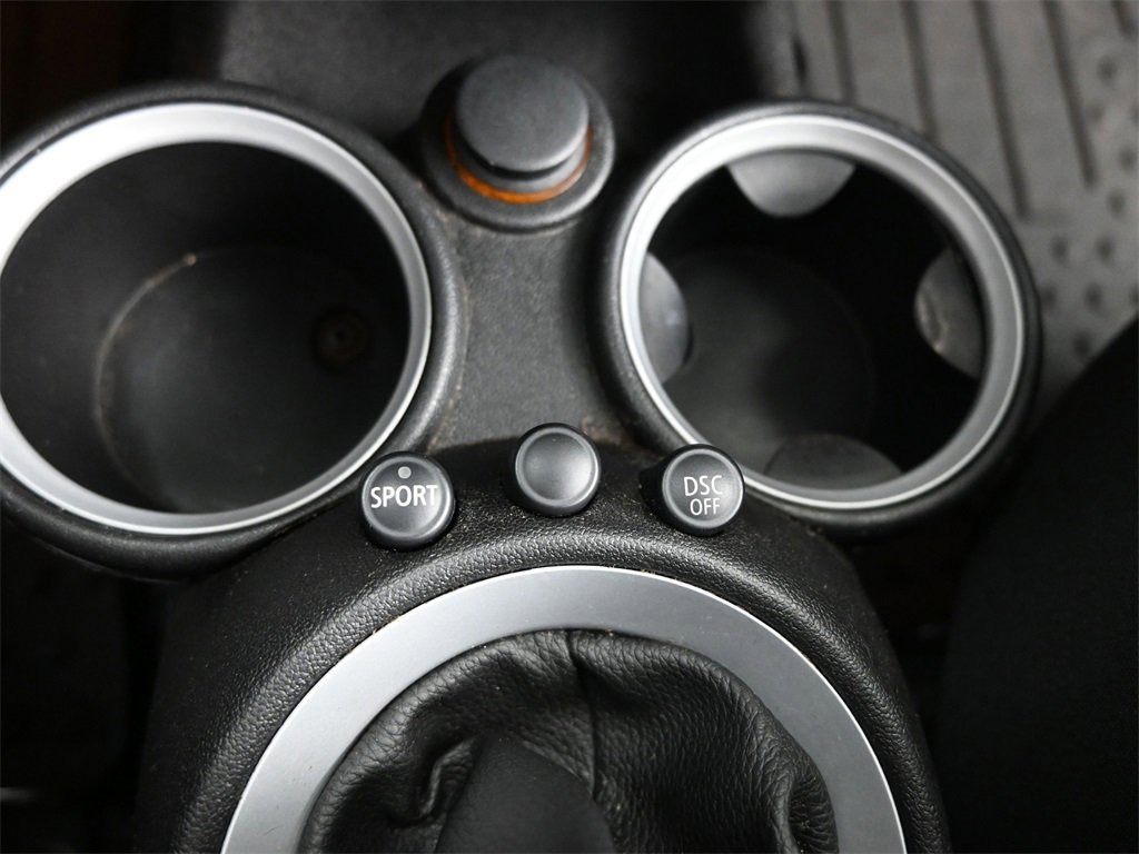 Used 2010 MINI Cooper S image 26