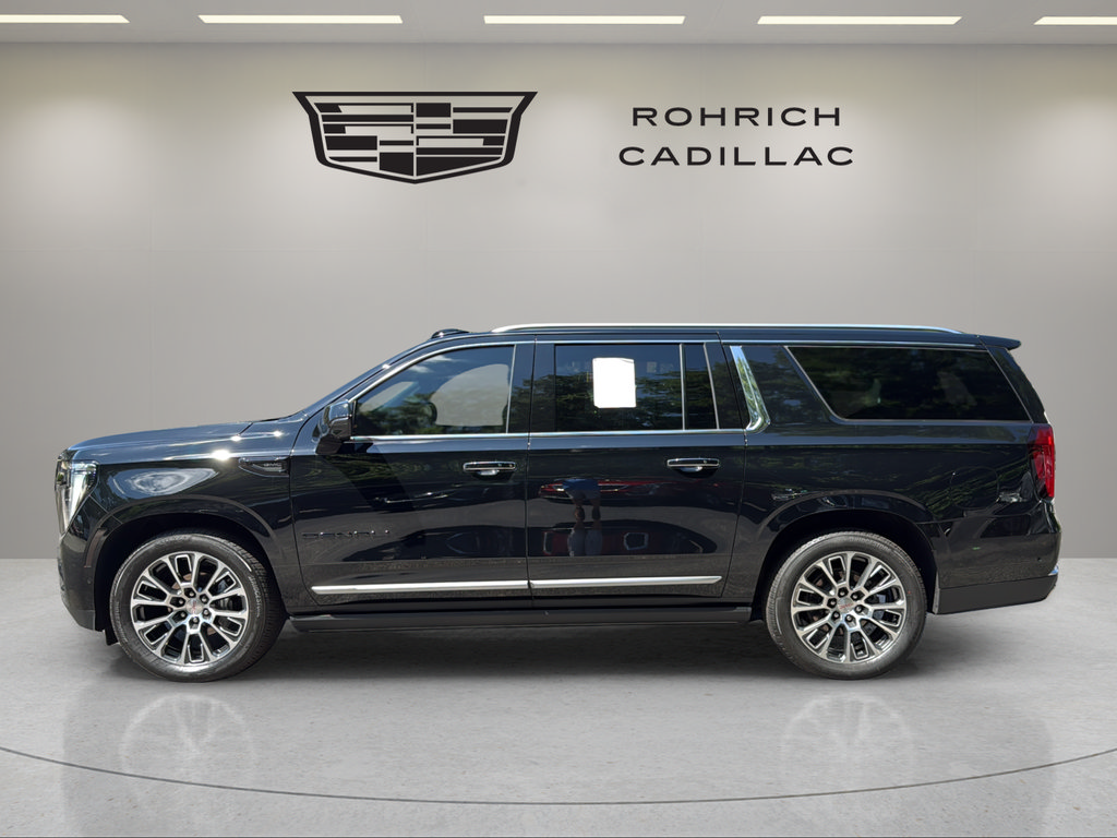 Used 2026 GMC Yukon XL Denali w/ Denali Reserve Package AWD/4WD image 8