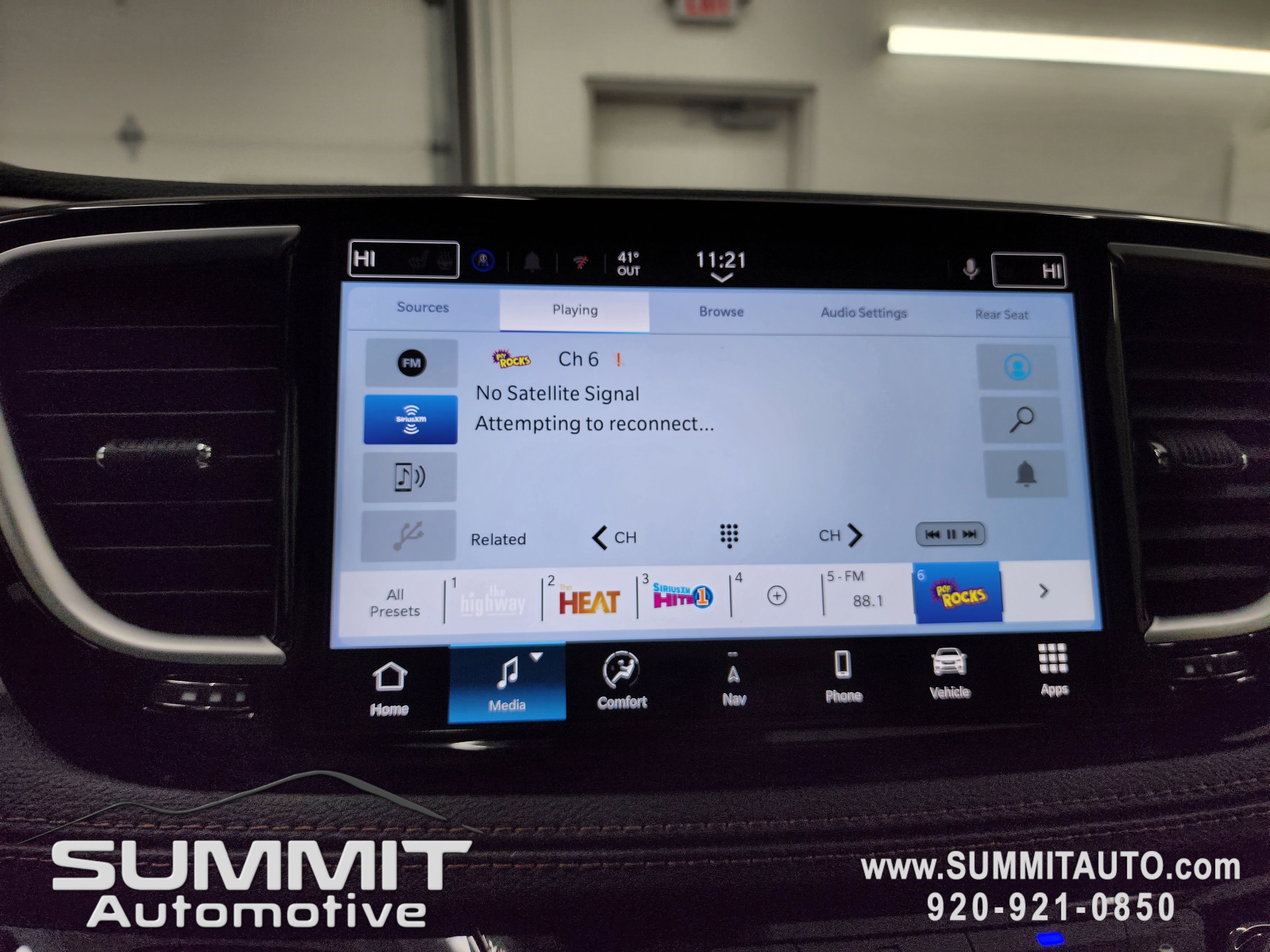 New 2026 Chrysler Pacifica Pinnacle w/ Trailer Tow Group image 50