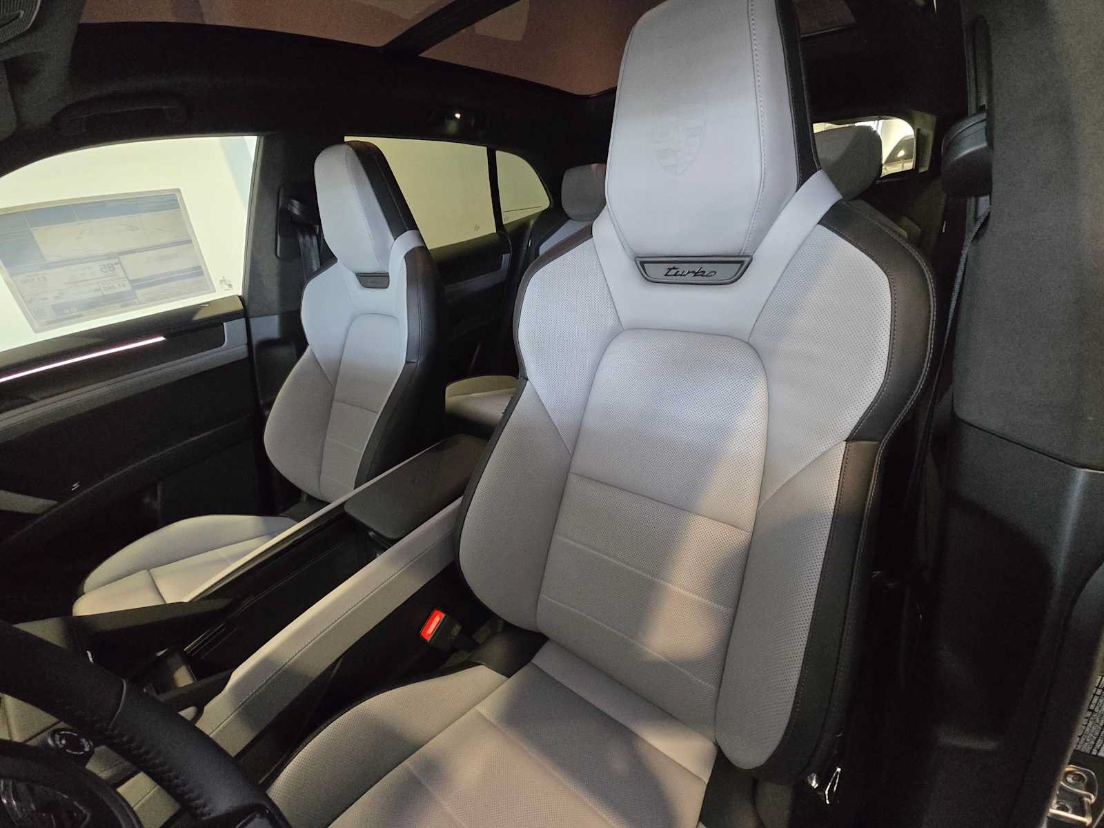 New 2026 Porsche Cayenne Turbo Electric AWD/4WD image 5
