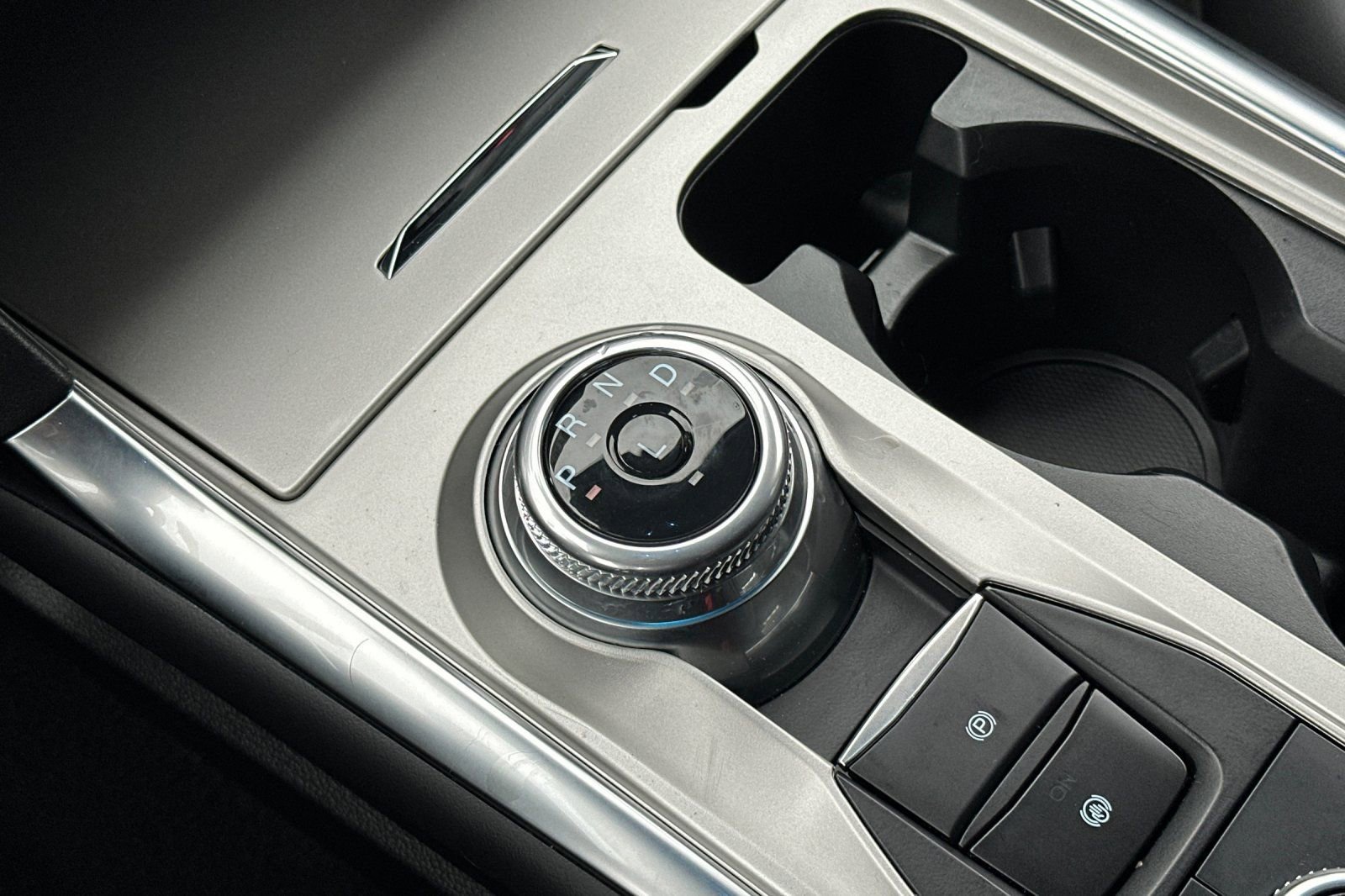 Used 2023 Ford Explorer XLT w/ Equipment Group 202A image 20