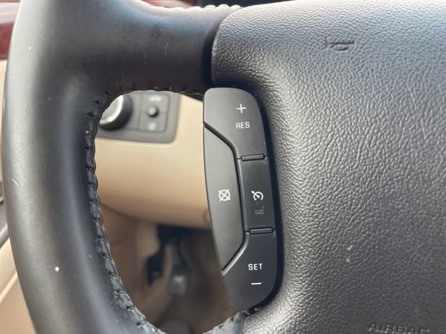 Used 2009 Chevrolet Impala LTZ FWD image 23