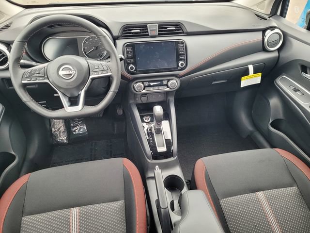 New 2025 Nissan Versa SR w/ Trunk Package image 7
