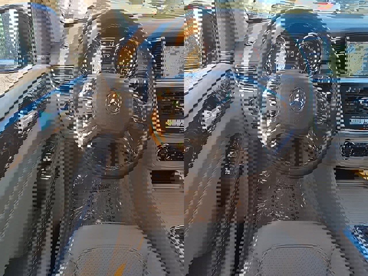 Used 2015 Mercedes-Benz ML 350 4MATIC image 29