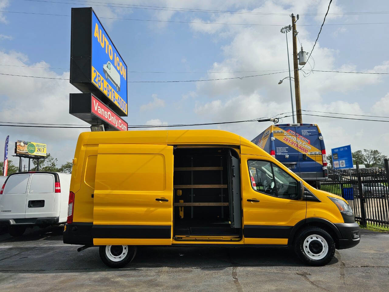 Used 2020 Ford Transit 250 250 3dr LWB High Roof Cargo Va w/ Load Area Protection Package image 5