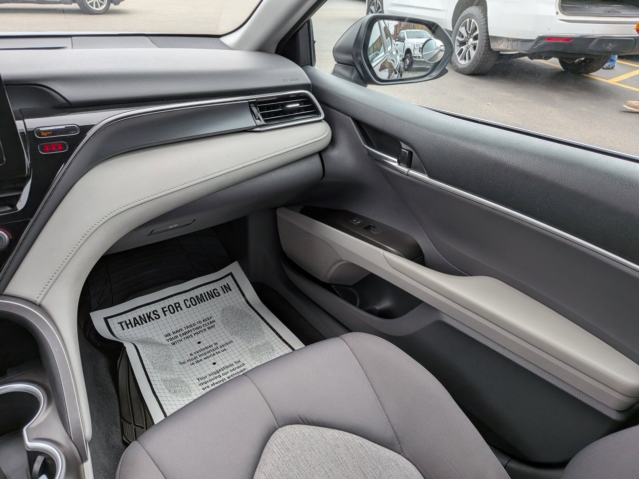 Used 2021 Toyota Camry LE w/ Carpet Mat Package (TMS) AWD/4WD image 17
