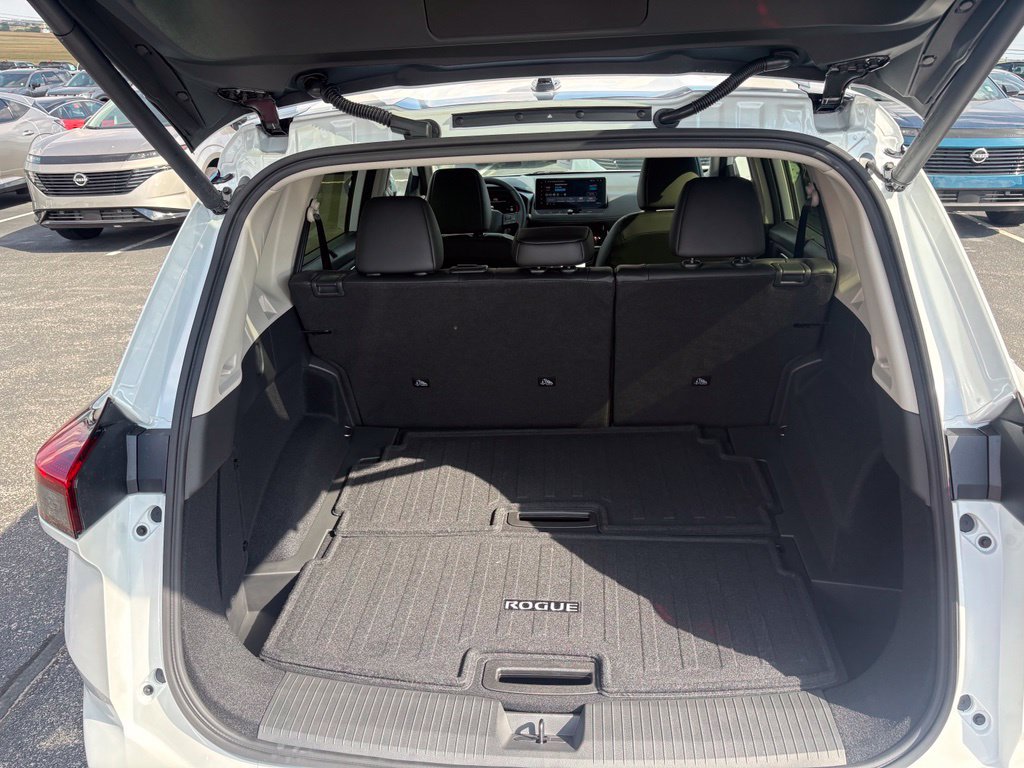 New 2026 Nissan Rogue Platinum AWD/4WD image 12