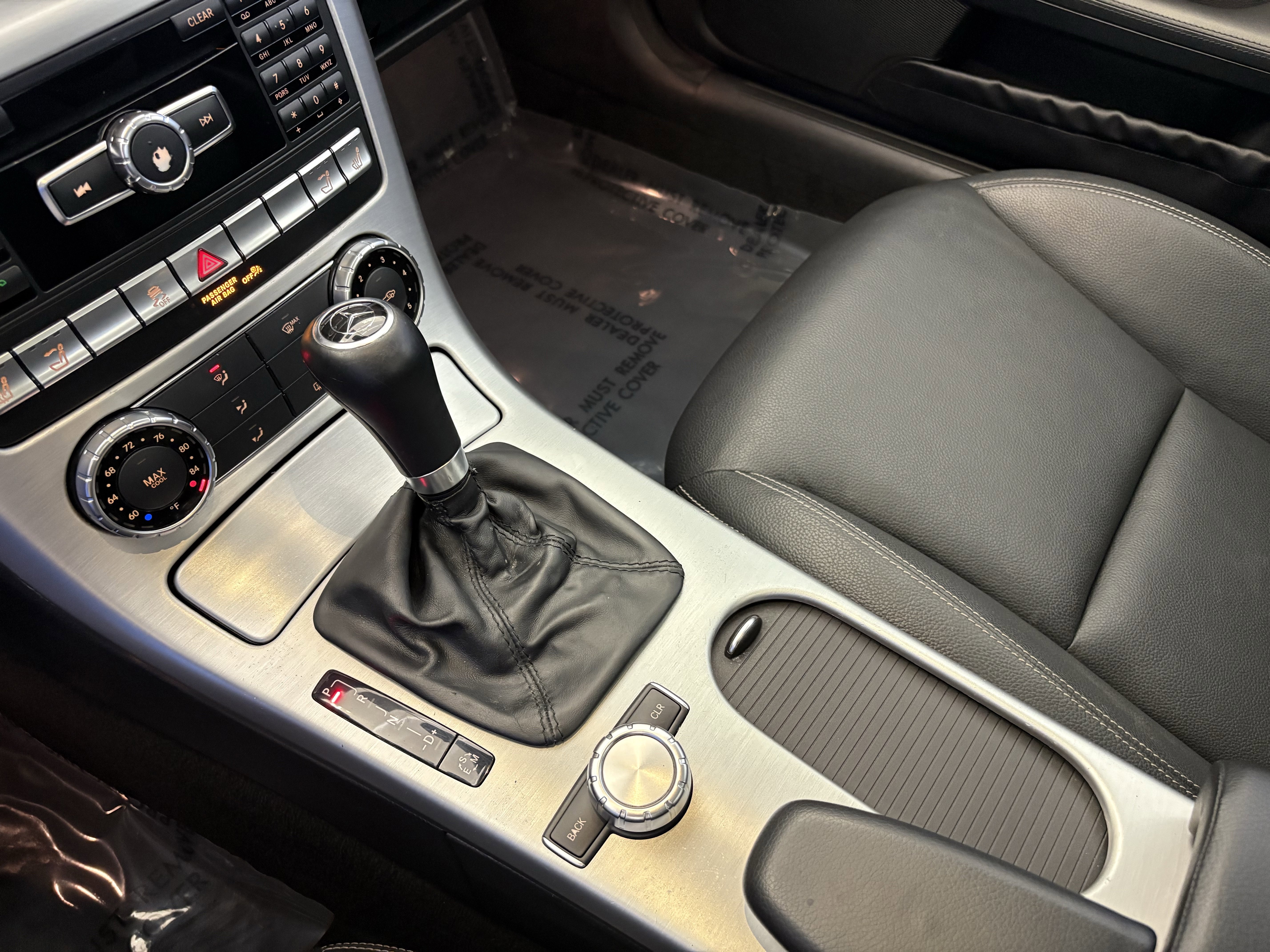 Used 2015 Mercedes-Benz SLK 250 image 20