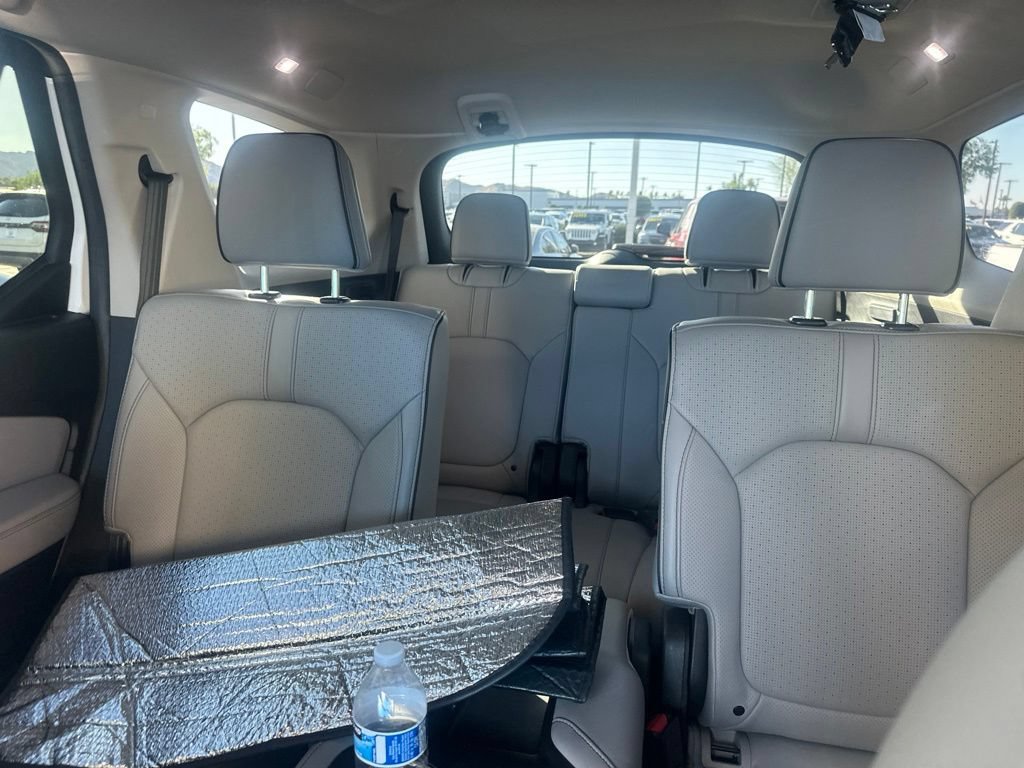 Certified 2025 Honda Pilot Elite image 10