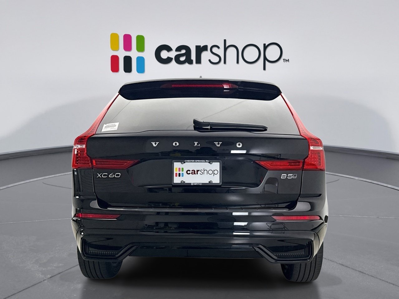 Used 2023 Volvo XC60 B5 Plus w/ Climate Package AWD/4WD image 4
