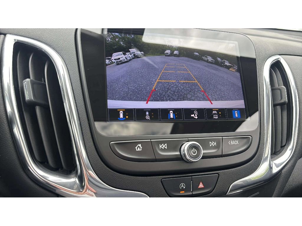 Used 2023 Chevrolet Equinox LT AWD/4WD image 18