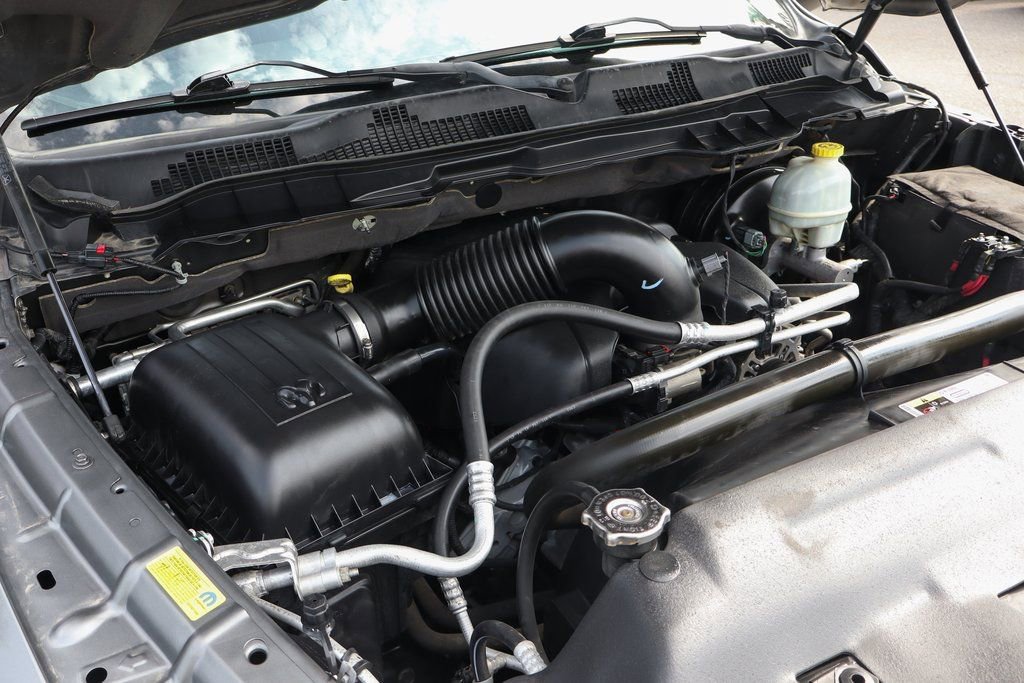 Used 2013 RAM 1500 Laramie w/ Convenience Group AWD/4WD image 10