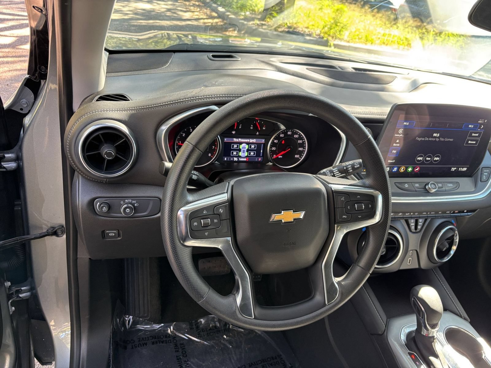 Used 2026 Chevrolet Blazer LT FWD image 33