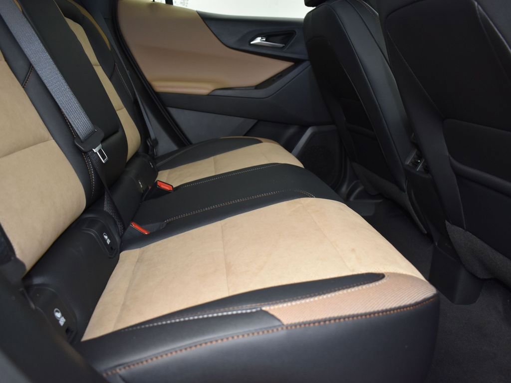New 2026 Chevrolet Equinox ACTIV w/ Convenience Package III AWD/4WD image 22