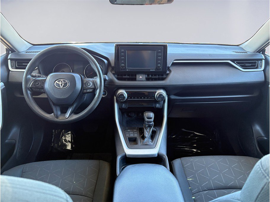 Used 2021 Toyota RAV4 XLE AWD/4WD image 19