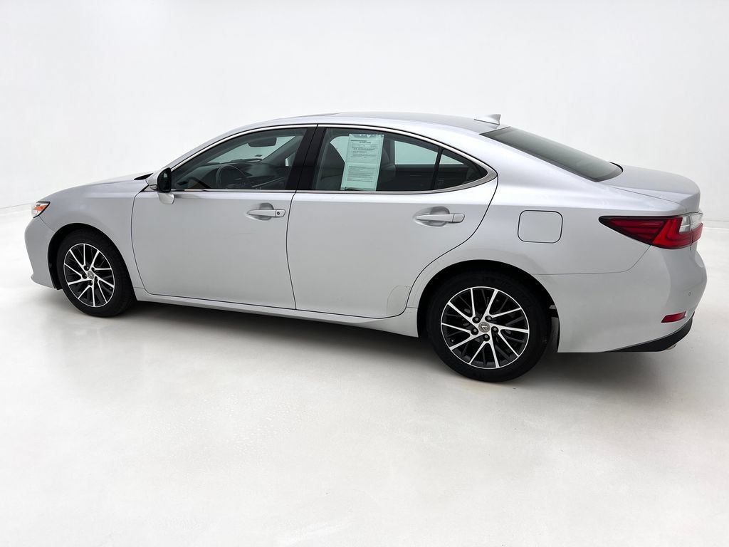 Used 2016 Lexus ES 350 w/ Navigation System Package FWD image 11