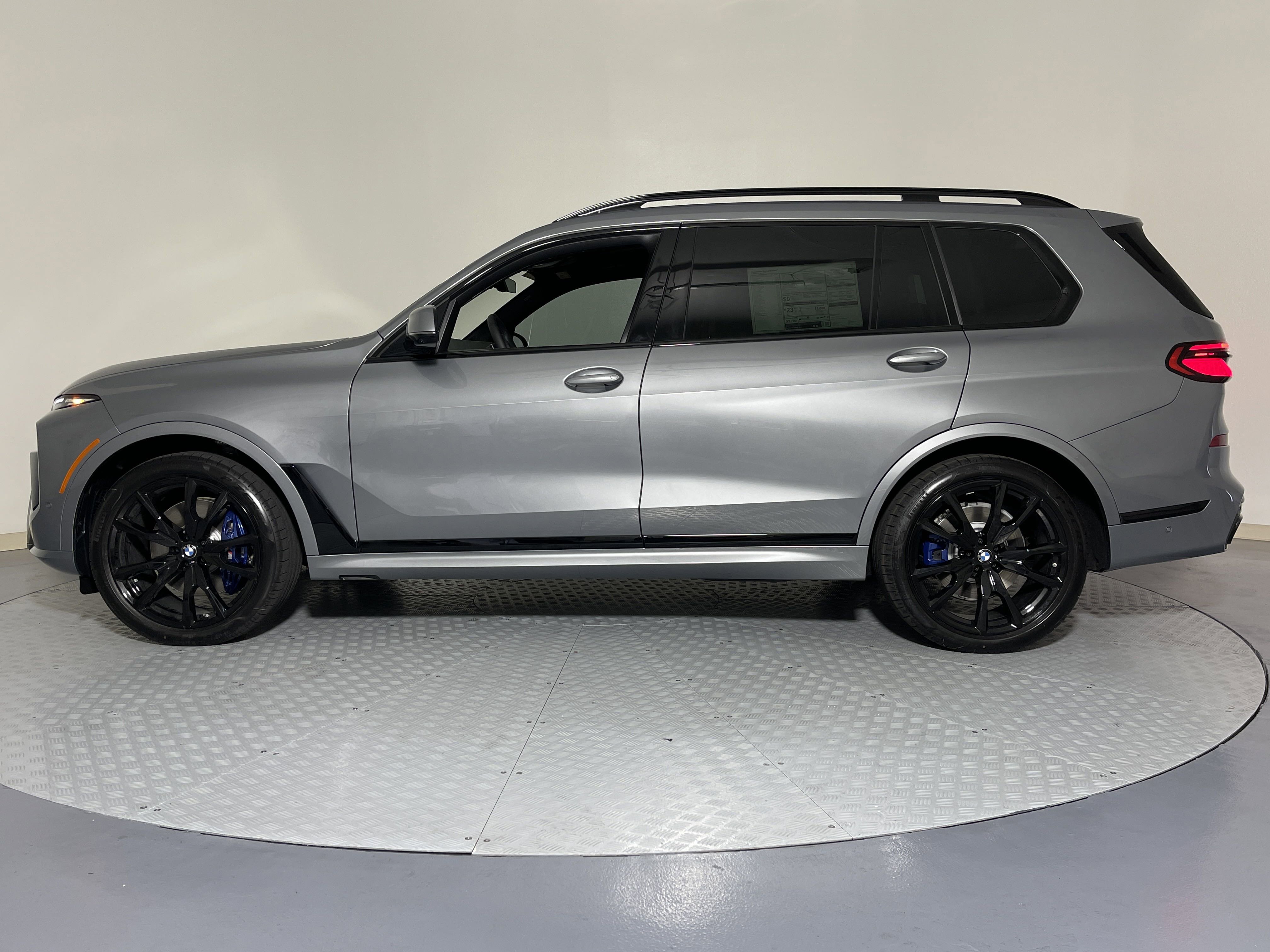 New 2026 BMW X7 xDrive40i image 4