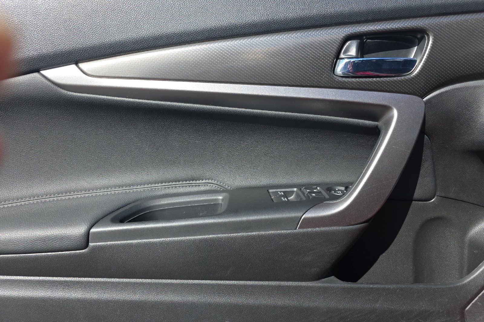 Used 2017 Honda Accord EX image 11
