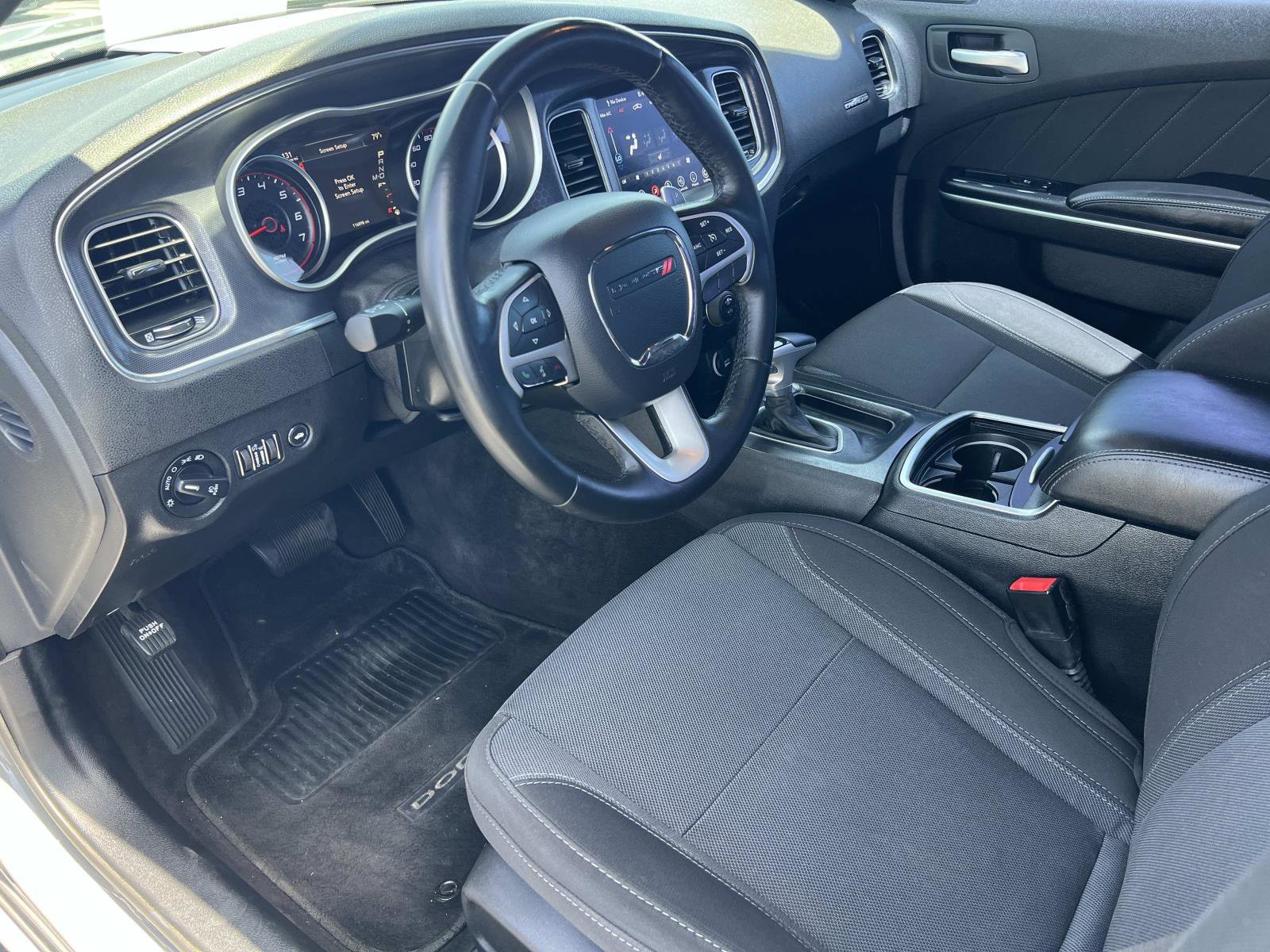 Used 2017 Dodge Charger R/T image 5