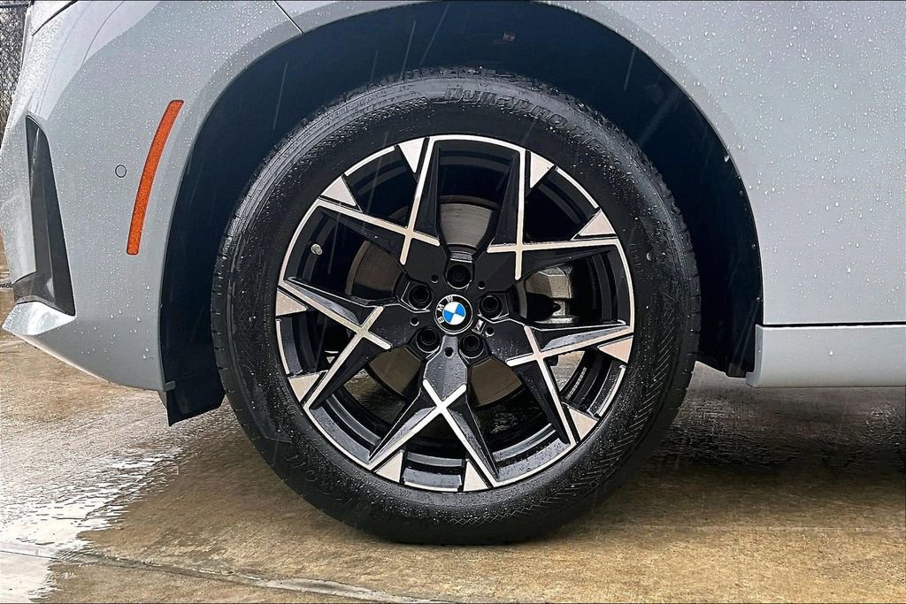 Used 2025 BMW X3 xDrive30i image 12