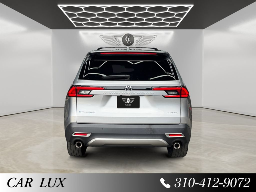 Used 2024 Toyota Grand Highlander AWD Hybrid image 4