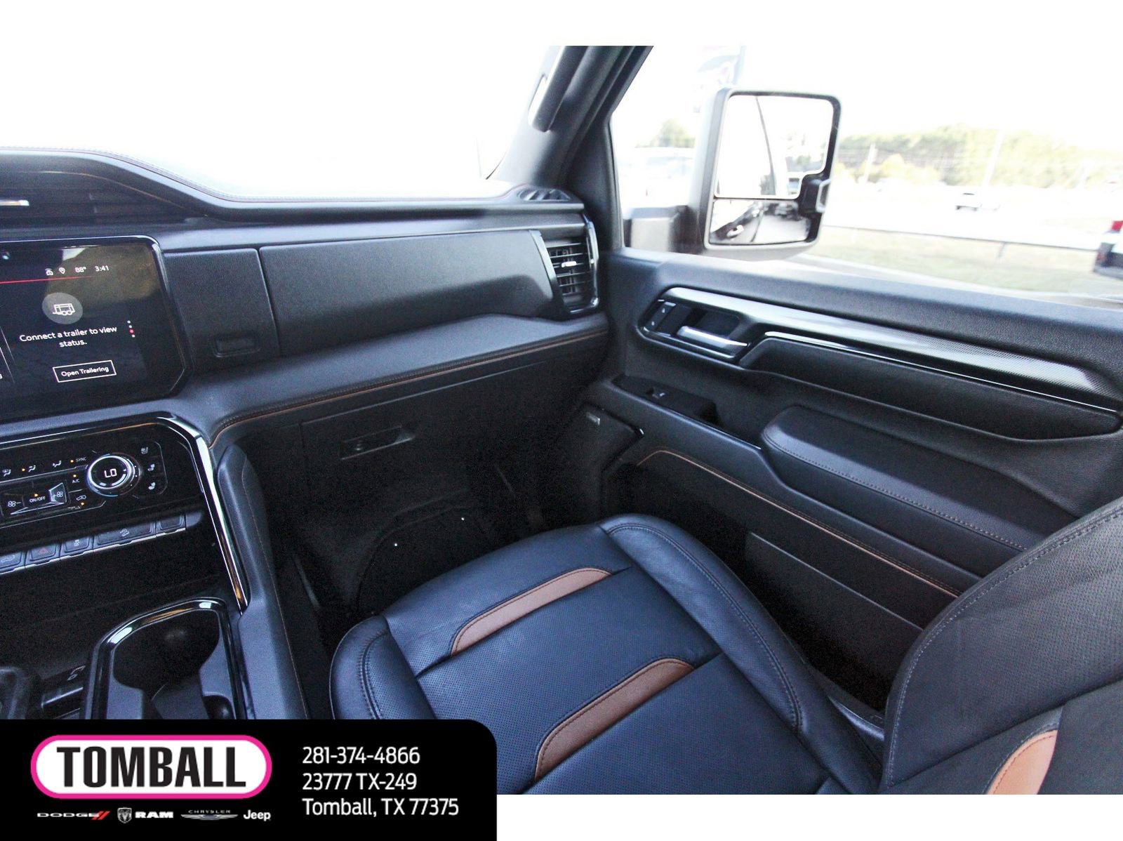 Used 2025 GMC Sierra 2500 AT4 w/ AT4 Premium Plus Package image 11