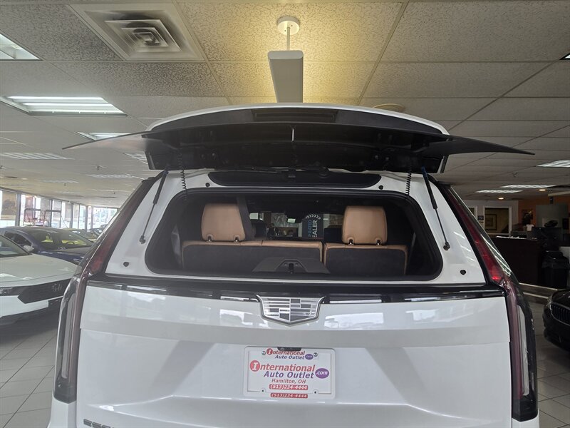 Used 2022 Cadillac Escalade Sport w/ Touring Package AWD/4WD image 26