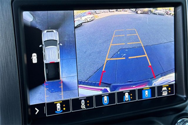 Used 2023 GMC Sierra 3500 Denali w/ Denali Black Diamond Edition image 27