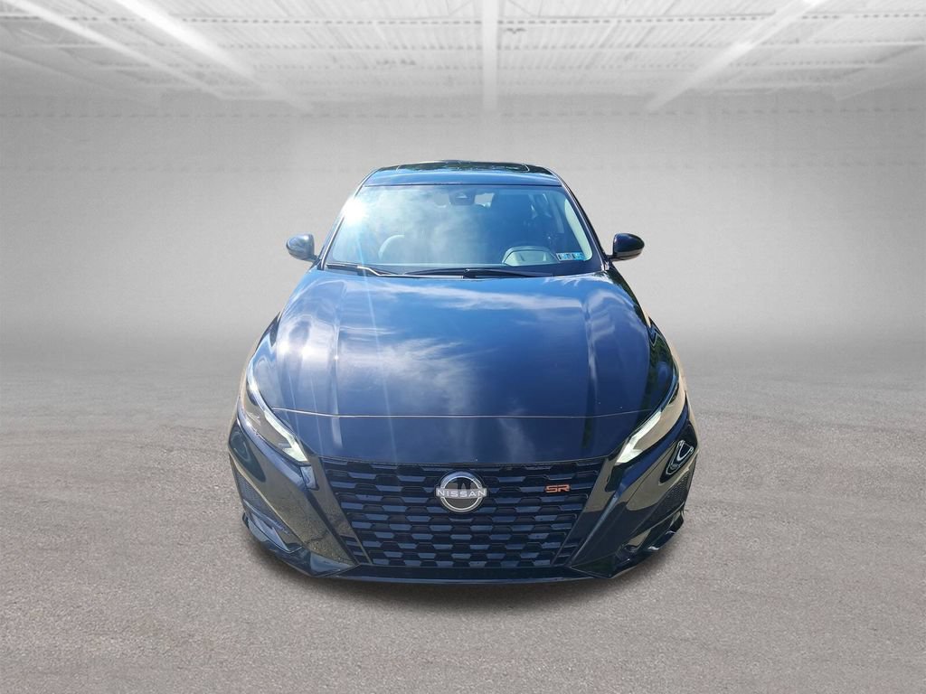 New 2026 Nissan Altima 2.5 SR w/ SR Midnight Edition Package FWD image 9
