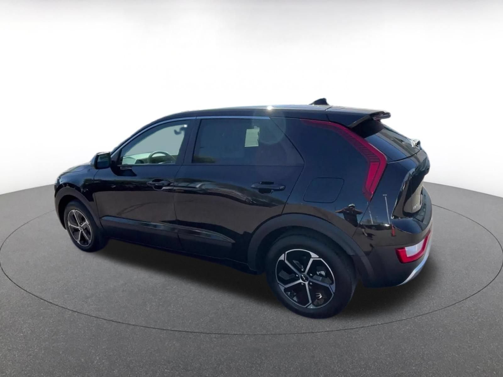 Used 2026 Kia Niro LX FWD image 10