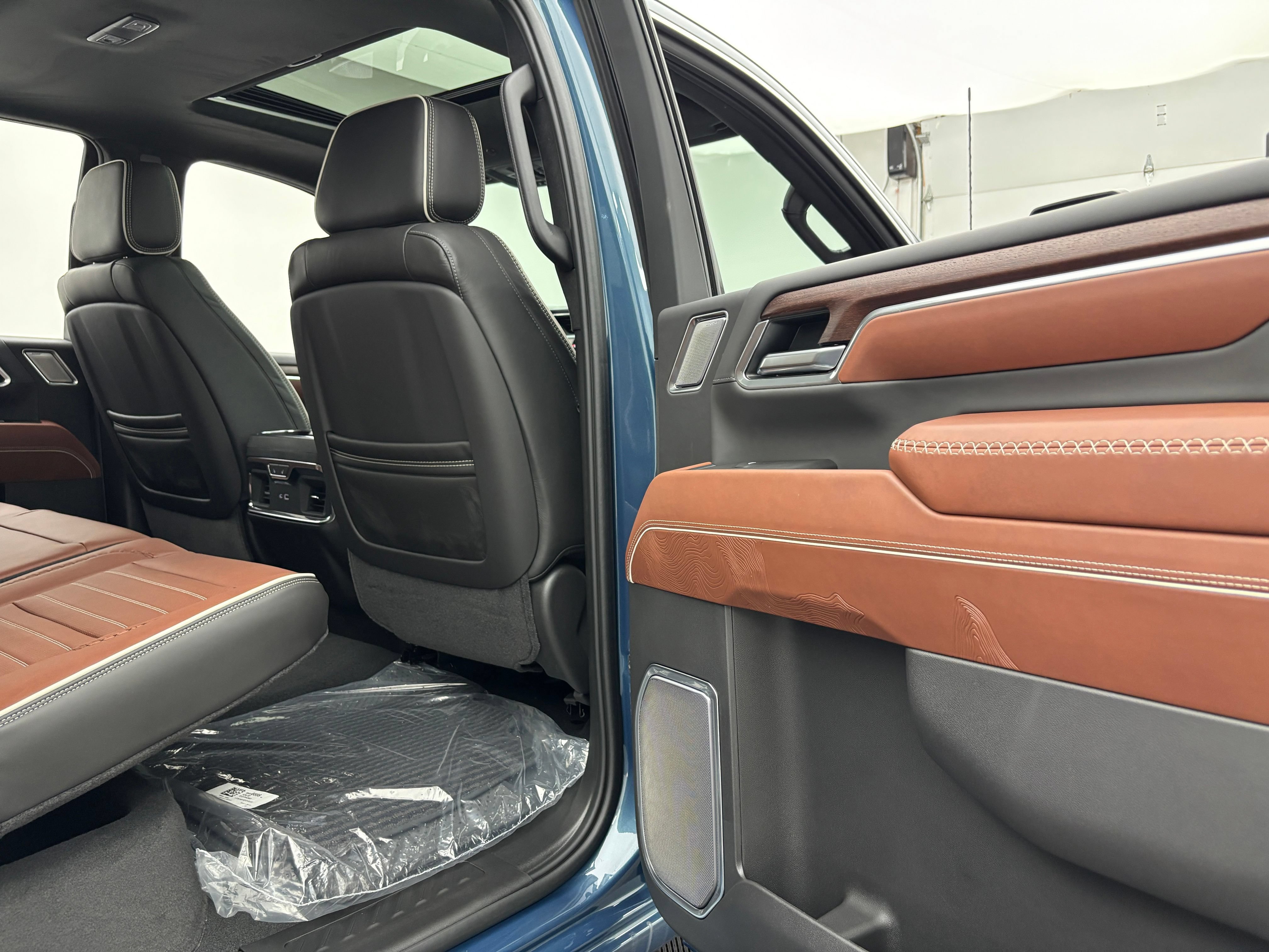 New 2026 GMC Sierra 2500 Denali Ultimate AWD/4WD image 42