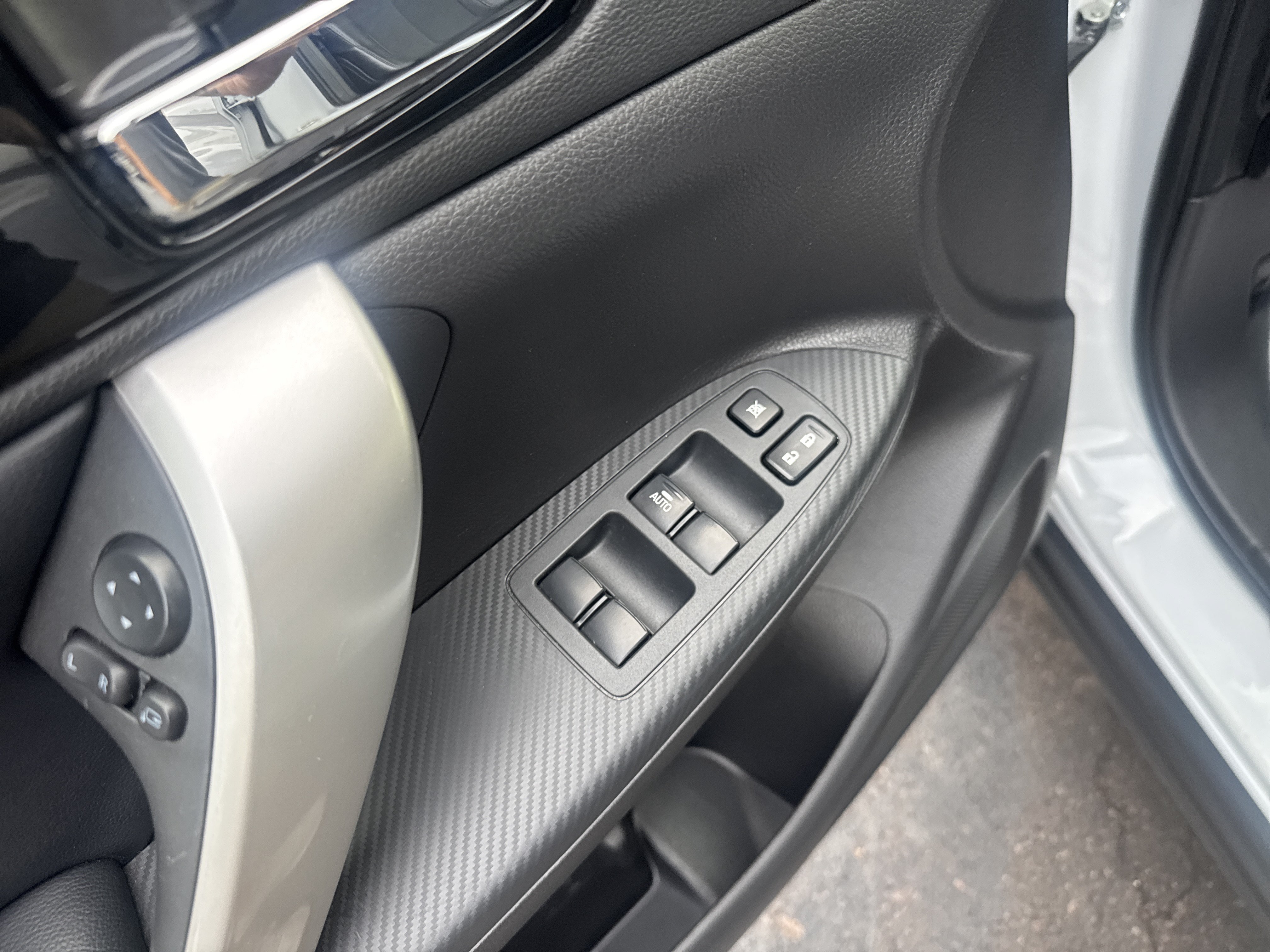 Used 2025 Mitsubishi Eclipse Cross SE AWD/4WD image 16